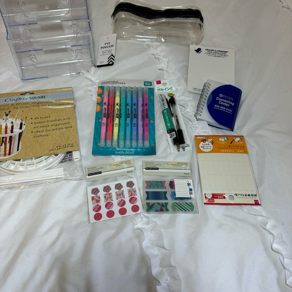 New Office Supply Organizer Lot of 10 – Pencil Cases, Highlighters, Notebook - Picture 2 of 11